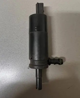 Skoda Roomster (5J) Headlight washer pump 3B7955681