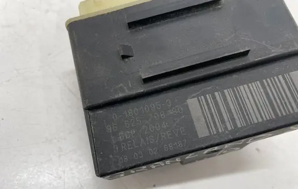 Opel Grandland X Other control units/modules 9662570880