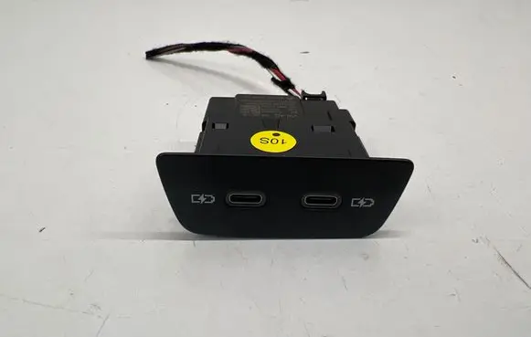 Volkswagen T-Cross USB socket connector 2G6035718