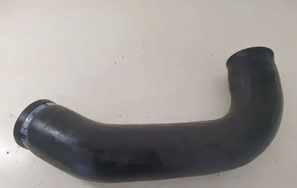 Intercooler hose/pipe