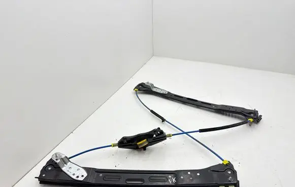 Volkswagen Sharan Front door manual window regulator 503741