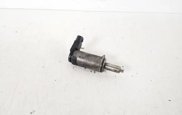 Audi A4 S4 B8 8K Valve 06H103697A
