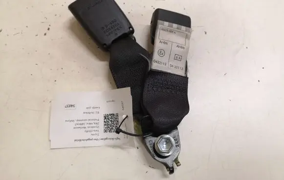Toyota Yaris Rear seatbelt buckle TKAB0EF639