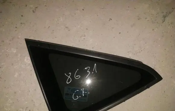 Nissan Murano Z50 Rear side window