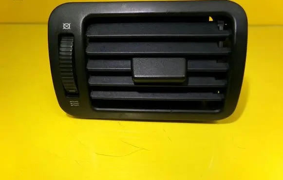 Dashboard side air vent grill/cover trim