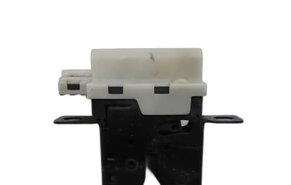 Renault Laguna II Tailgate/trunk/boot lock/catch/latch 8200000894