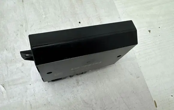 Mercedes-Benz S W223 Tow bar trailer control unit/module A2239006827 A2239012615 A2239026319