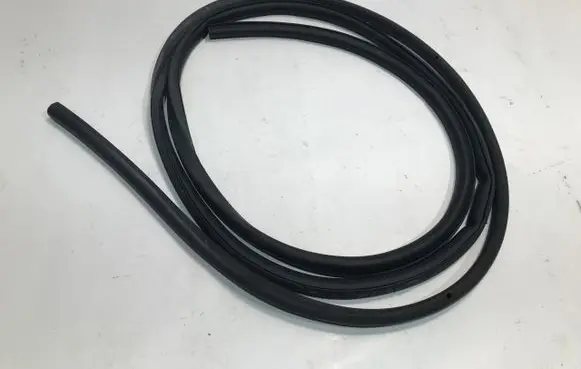 Audi A3 8Y Front door rubber seal 