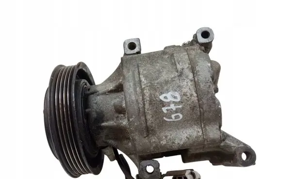 Toyota Yaris Air conditioning (A/C) compressor (pump)