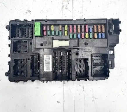 Ford Fusion II Fuse module DG9T14B476B