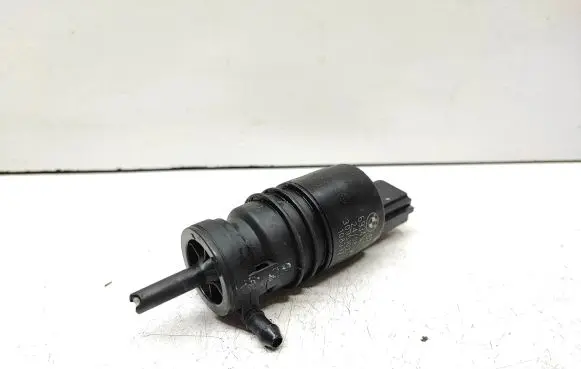 BMW X5 E70 Windscreen/windshield washer pump 6934160