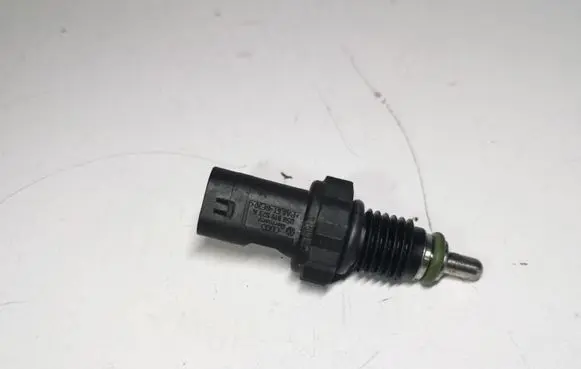 Audi A4 S4 B8 8K Fuel temperature sensor 059919523A