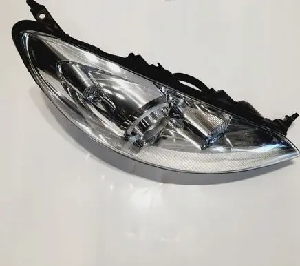 Peugeot 407 Headlight/headlamp