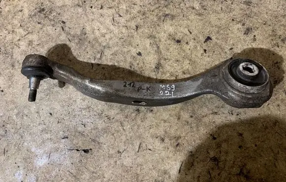 Front lower control arm/wishbone