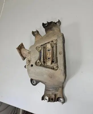 Audi A6 S6 C6 4F Gearbox mounting bracket 4F0399263K