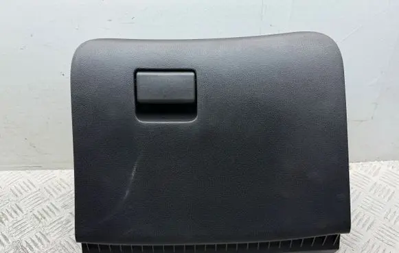 Nissan Juke I F15 Glove box 68510BV90A