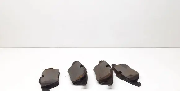 Volvo V60 Brake pads (front) 