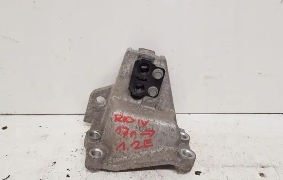 KIA Rio Gearbox mounting bracket