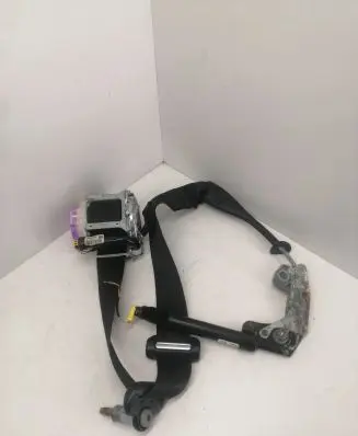 Ford Mustang VI Front seatbelt 2462736D52AE 308669910AE