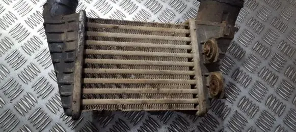 Volkswagen Golf III Intercooler radiator