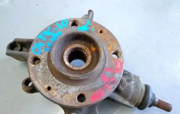 Citroen C4 I Rear wheel hub