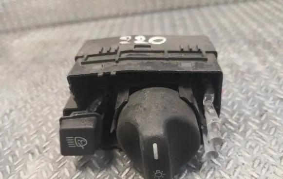 Mercedes-Benz S W220 Light switch 2205450704