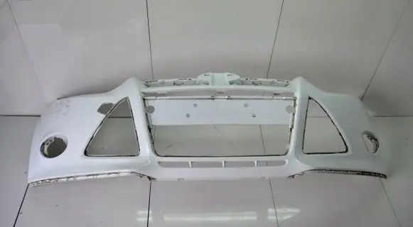 Ford Focus Front bumper BM5117757A