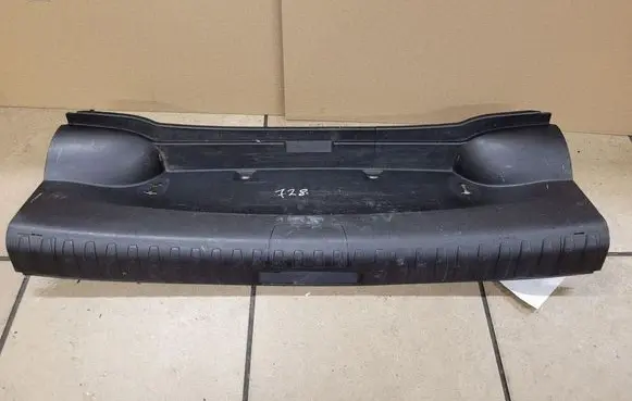 BMW 1 E81 E87 Trunk/boot sill cover protection 514771233359 60829010 30HF409003