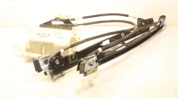Seat Altea XL Front window lifting mechanism without motor 