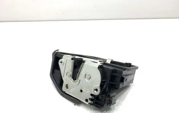 BMW 5 F10 F11 Front door lock 7202143