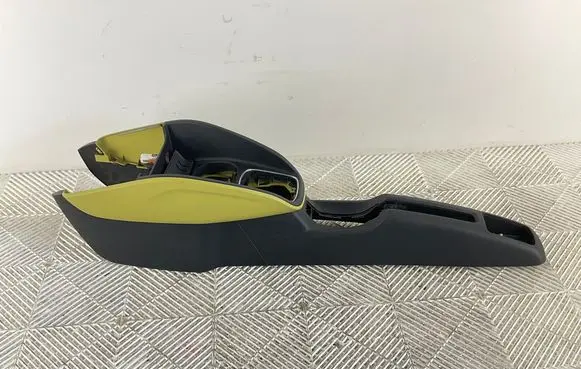 Audi A1 Center console 8X0863240 8X0863240A