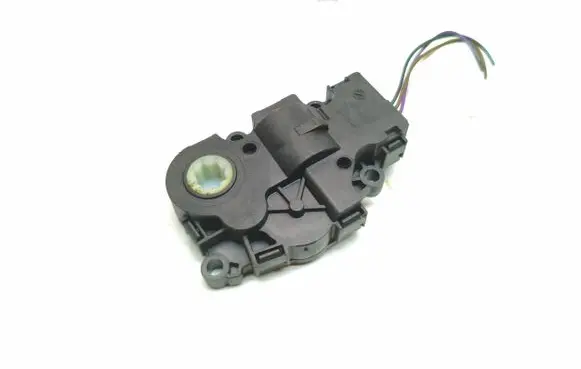 Opel Astra L Air flap motor/actuator T660238 14022022 EGP0071