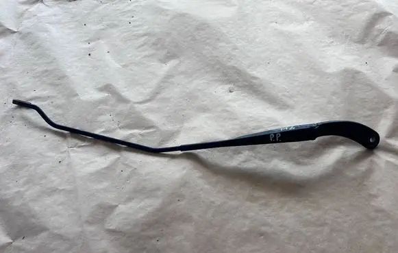 Renault Megane II Front wiper blade arm 80007147