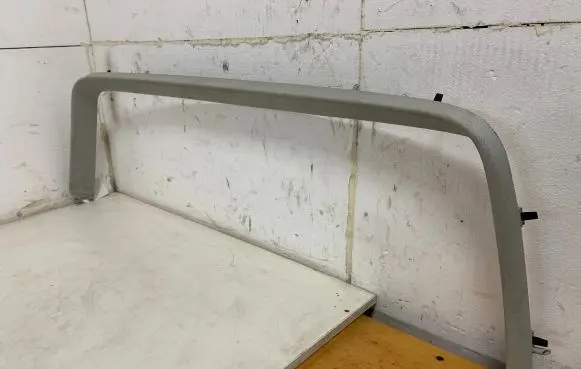 Volkswagen Touran I Tailgate/trunk upper cover trim 1T0867603B