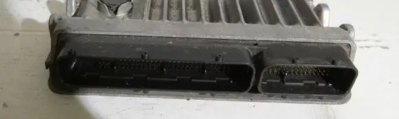 Toyota Yaris Engine control unit/module 89661-0DT20 MB2756002780