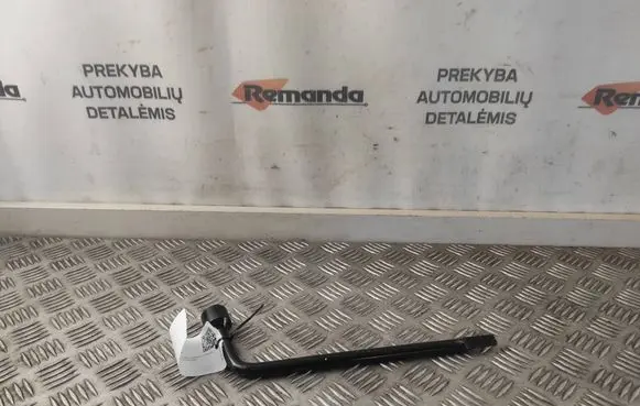 Toyota Avensis T270 Wheel nut wrench