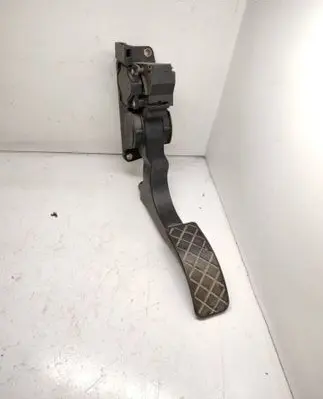 Skoda Fabia Mk1 (6Y) Accelerator throttle pedal 6Q1721503 0281002378 187202085YB3