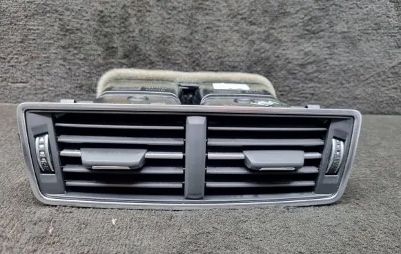 Audi Q7 4M Rear air vent grill 4M0819203C 4M0819203C6PS 4M0819203F6PS
