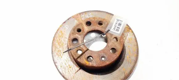 Volkswagen Touran I Rear brake disc neventiliuojamas