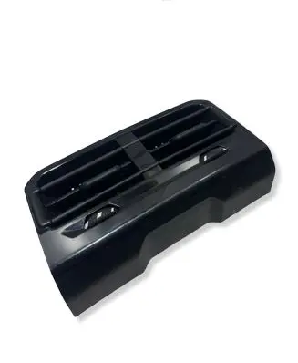 BMW 5 G60 G61 Rear air vent grill 5A13166