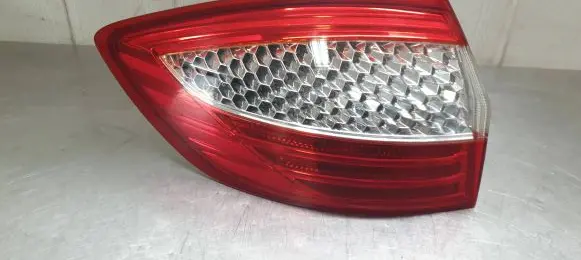 Ford Mondeo MK IV Rear/tail lights 7S7113405B