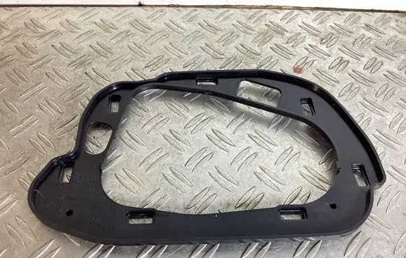 Volvo S90, V90 Subwoofer grill/trim 31484636