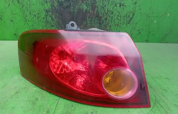 Rear/tail lights