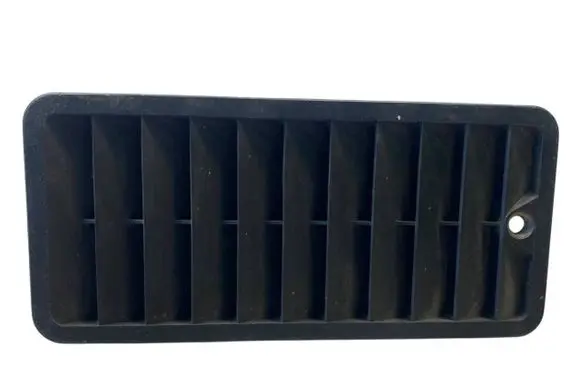 Mercedes-Benz 207 310 Quarter panel pressure vent 6018300018
