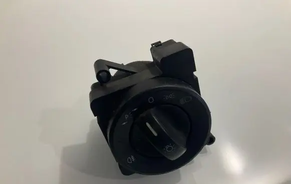 Mercedes-Benz Sprinter W906 Light switch A9065450504 ZGS002 515145