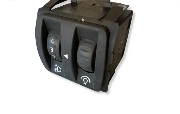 Renault Megane II Headlight level height control switch 8200095495B 88020001