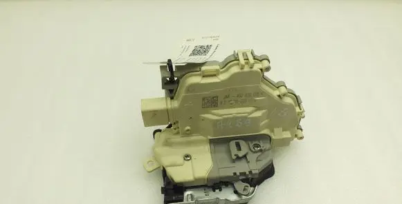 Audi A4 S4 B9 Rear door lock 4G0839015F