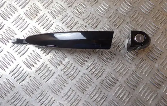 BMW 1 F20 F21 Front door exterior handle 