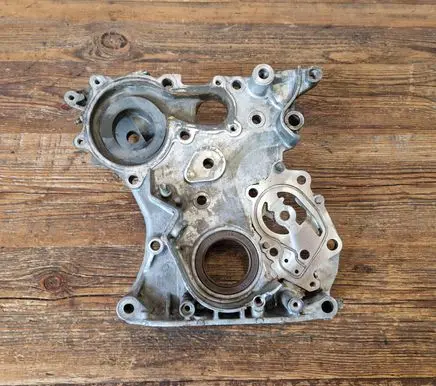 Lexus IS 200-300 Timing chain cover 1131170060
