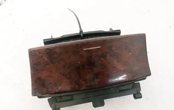 Car ashtray